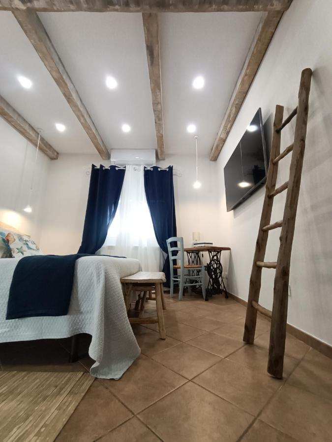 Chez Luis Apartman Imperia Kültér fotó