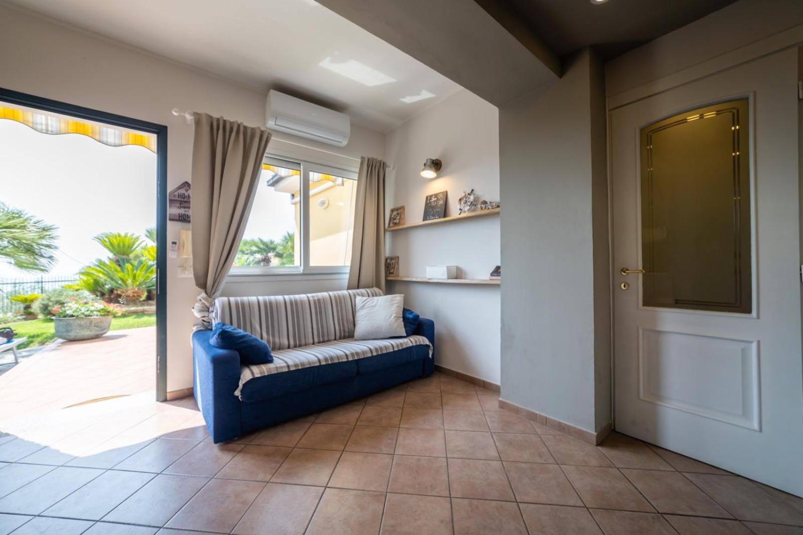 Chez Luis Apartman Imperia Kültér fotó