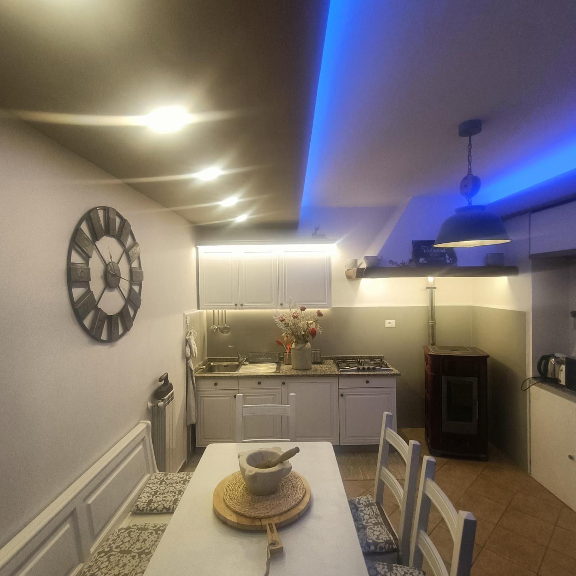 Chez Luis Apartman Imperia Szoba fotó